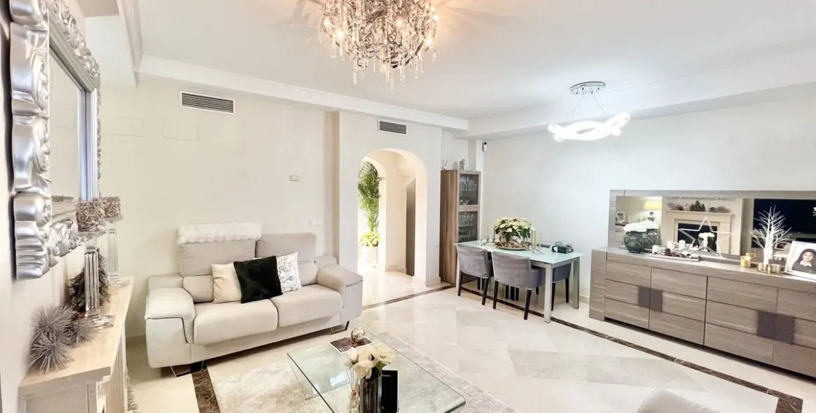 Продажа таунхауса в Estepona 11