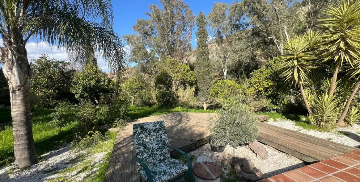 Продажа финки в Coín 23