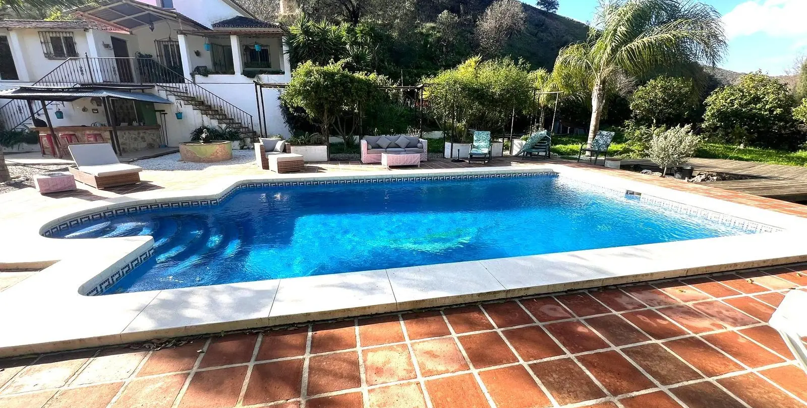 Sale of finca - cortijo in Coín 3