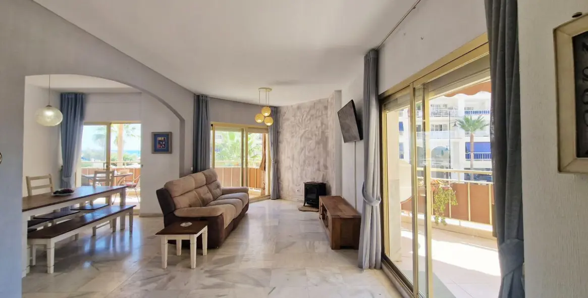 Sale of middle floor apartment in Fuengirola 4