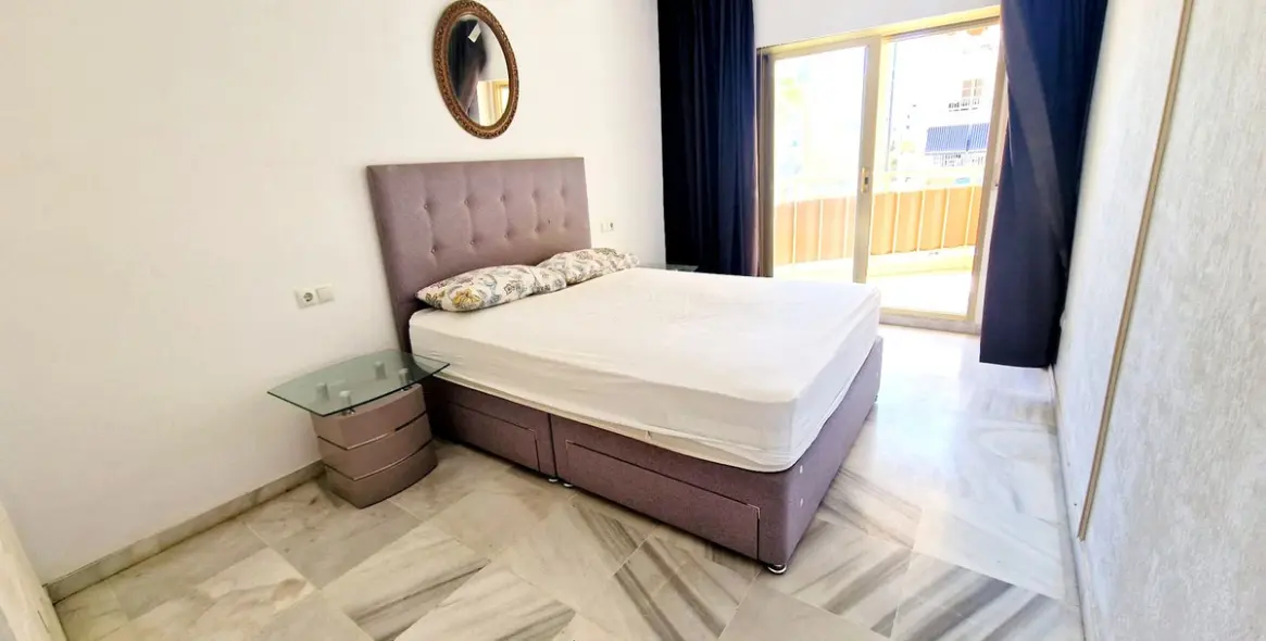 Sale of middle floor apartment in Fuengirola 6