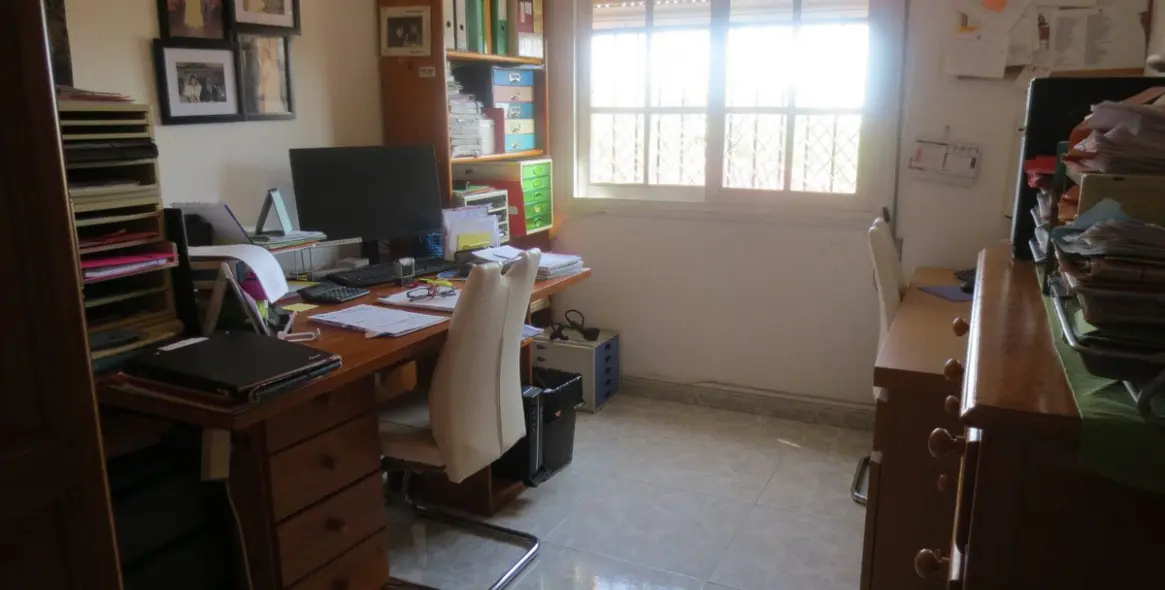 Venta de casa pareada en El Coto 27