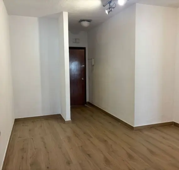 Продажа апартаментов на среднем этаже в Marbella