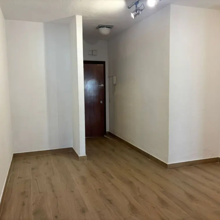 Sale of middle floor apartment in Marbella