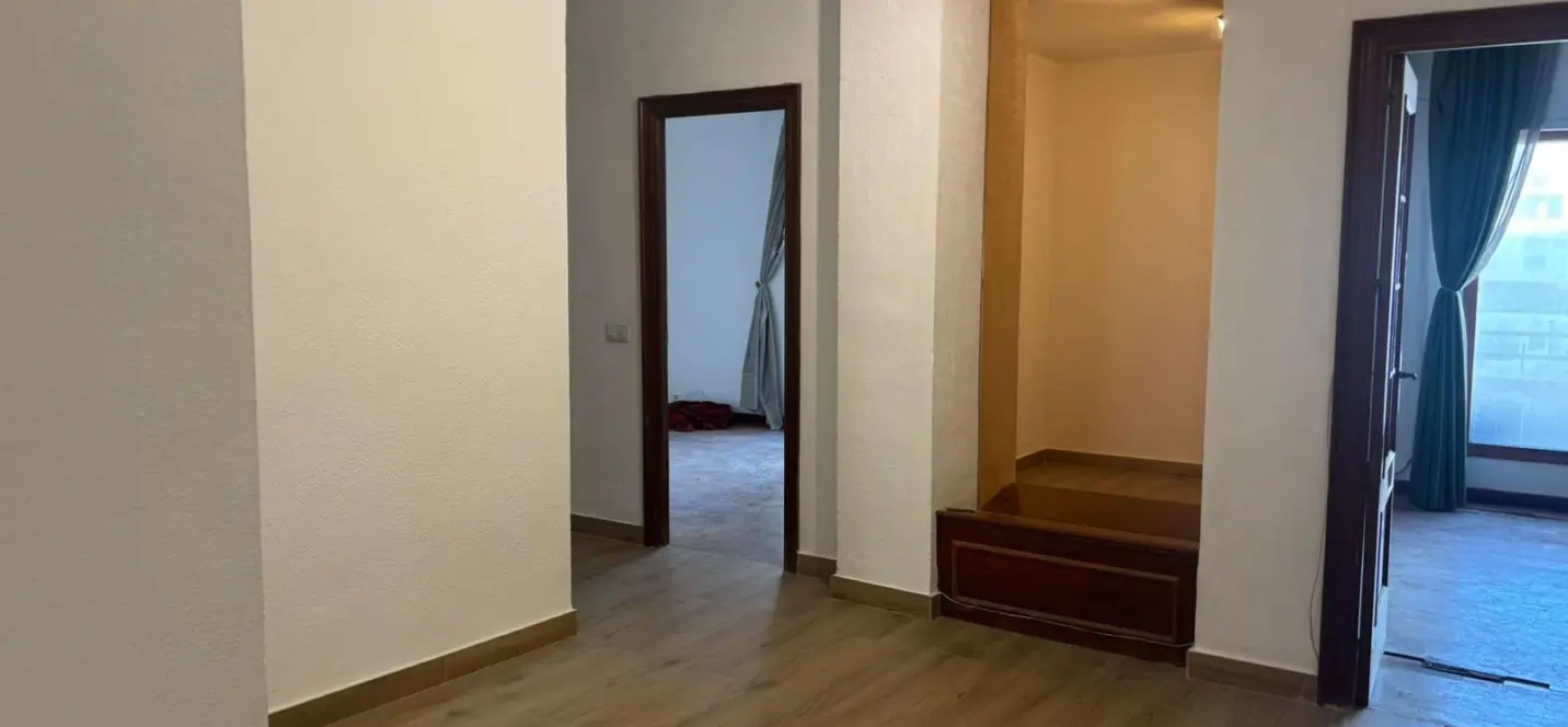 Sale of middle floor apartment in Marbella 1