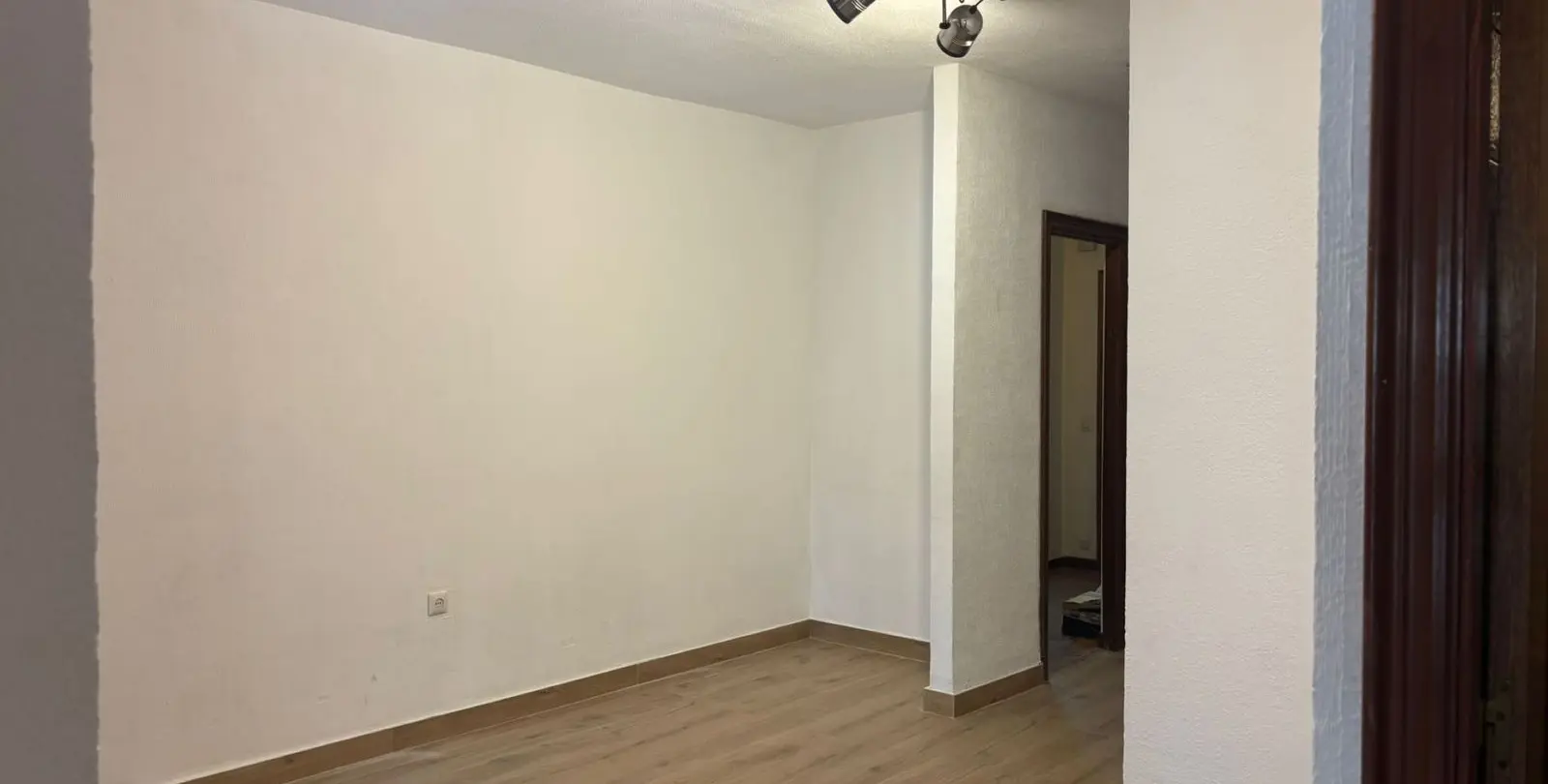 Sale of middle floor apartment in Marbella 3