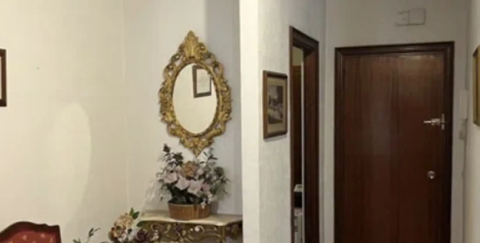 Sale of middle floor apartment in Marbella 5