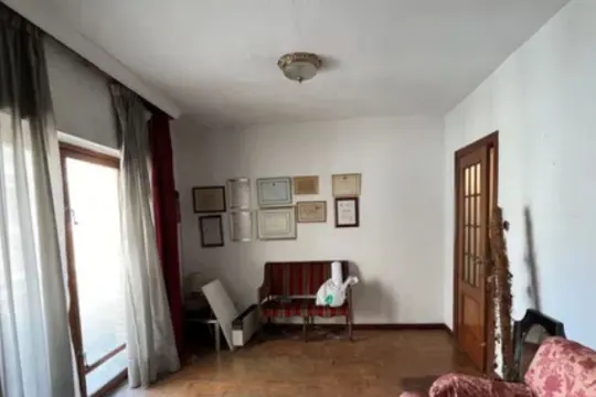 Image 7 thumb