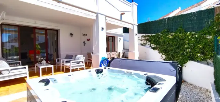 Semi-detached house R5110408 0