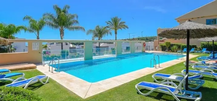 Sale of middle floor apartment in Selwo 0