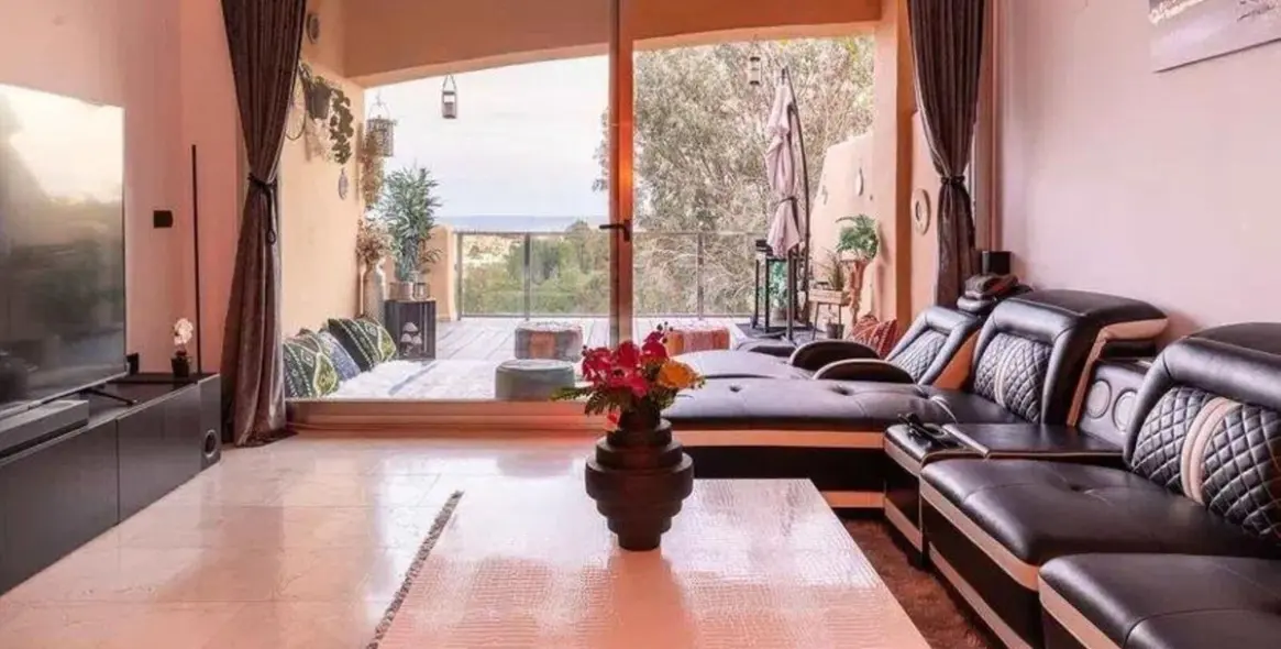 Sale of middle floor apartment in Selwo 20