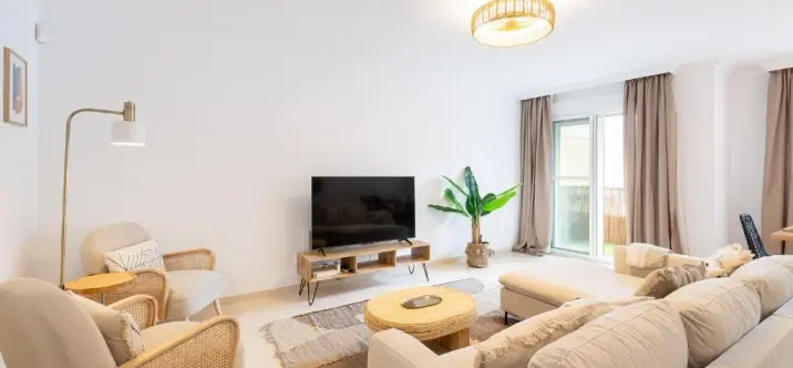 Sale of middle floor apartment in Centro Ciudad 1