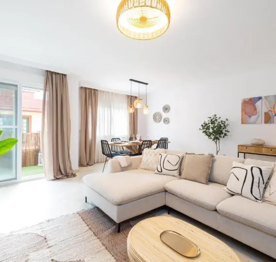 Sale of middle floor apartment in Centro Ciudad