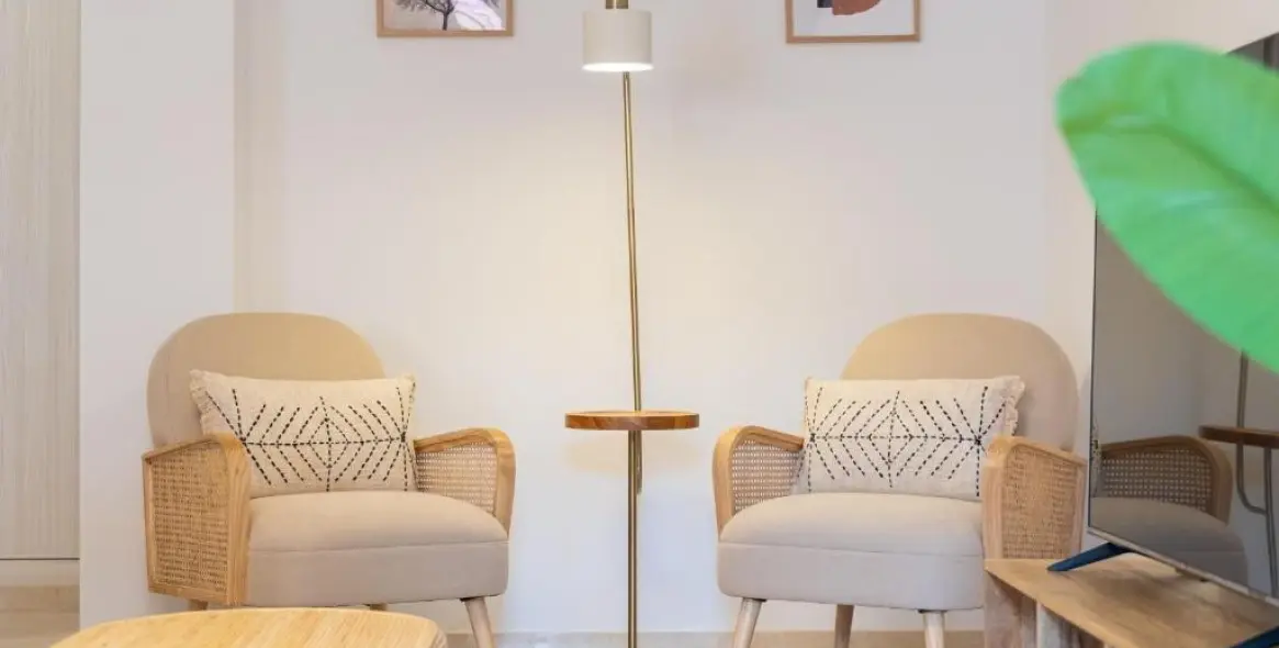 Sale of middle floor apartment in Centro Ciudad 7