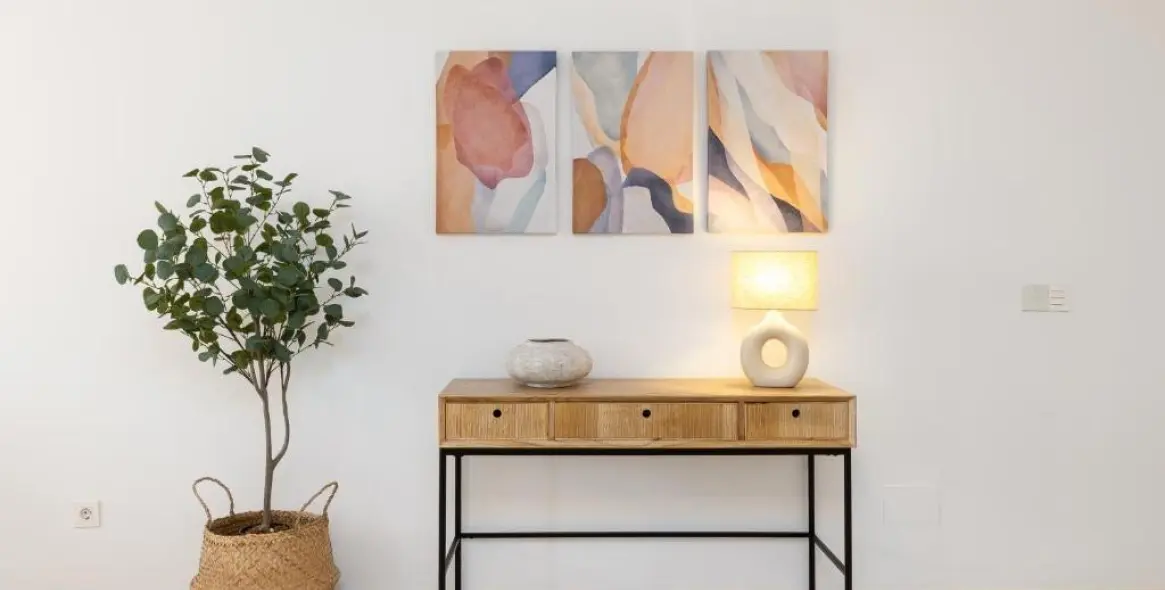 Sale of middle floor apartment in Centro Ciudad 9