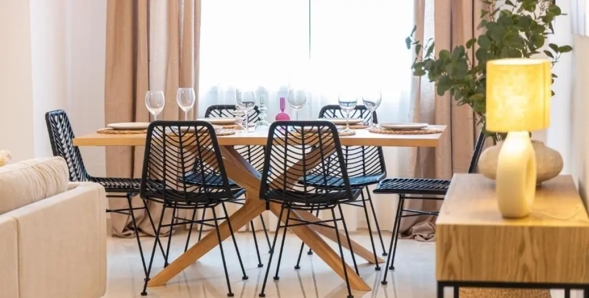 Sale of middle floor apartment in Centro Ciudad 17