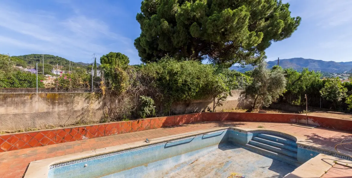 Sale of detached villa in Alhaurín de la Torre 24