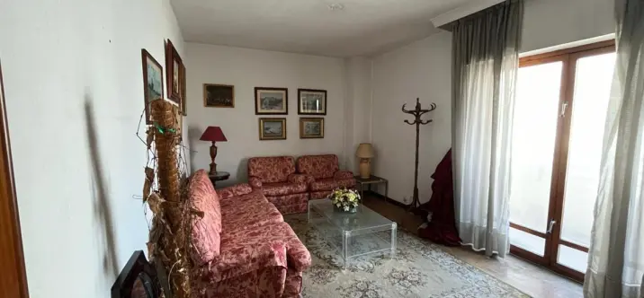 Продажа апартаментов на среднем этаже в Marbella 1