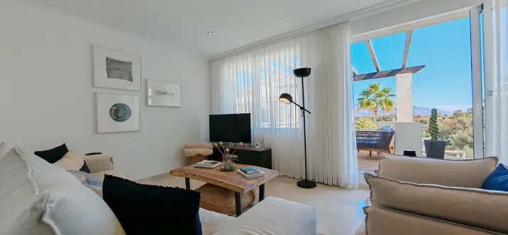 Продажа апартаментов на среднем этаже в La Mairena 1