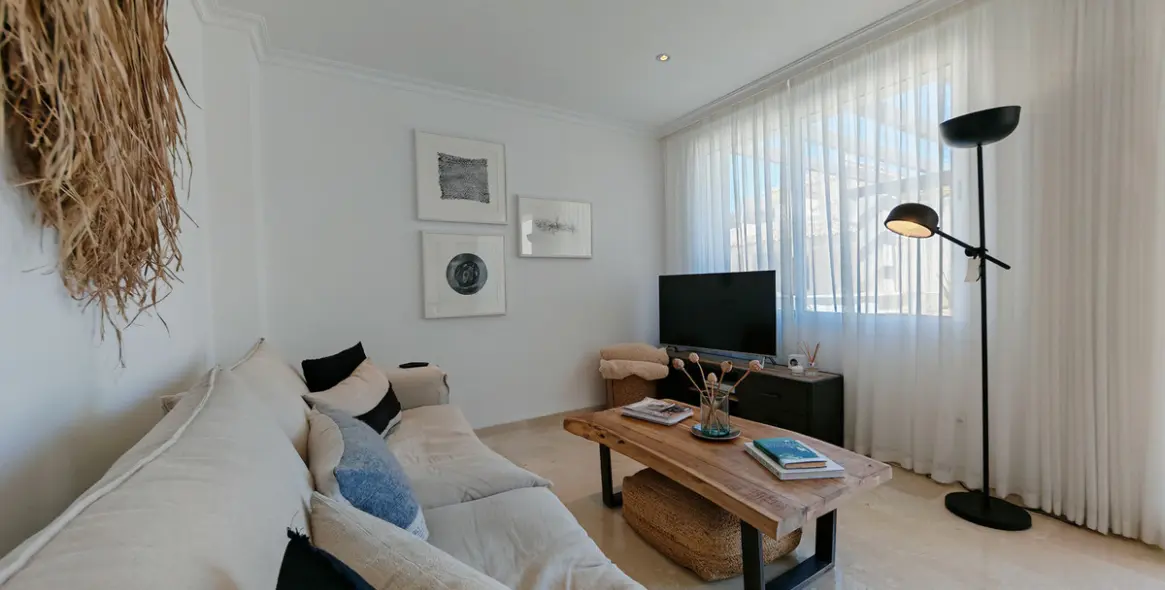 Продажа апартаментов на среднем этаже в La Mairena 7