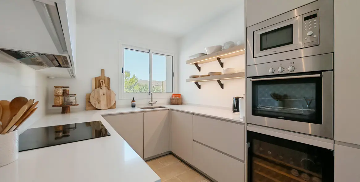 Продажа апартаментов на среднем этаже в La Mairena 12