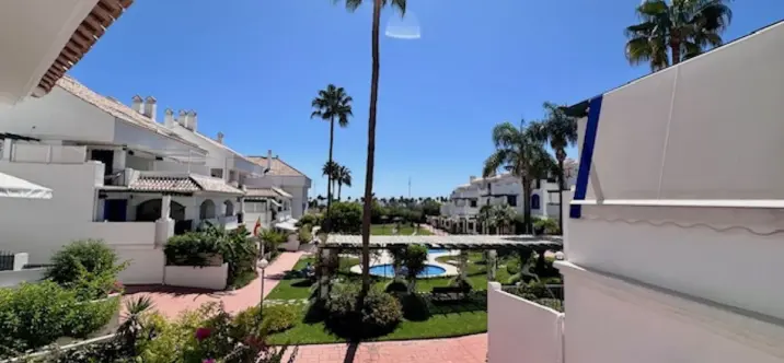 Продажа апартаментов на среднем этаже в Marbella 2