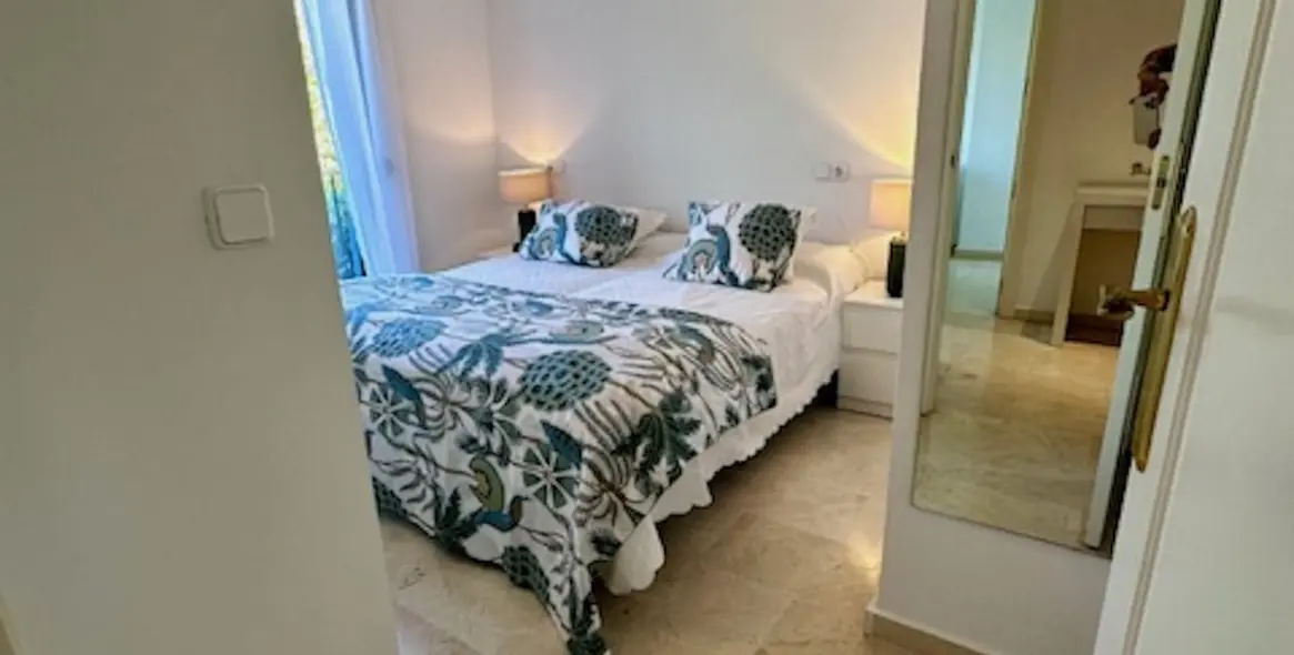 Продажа апартаментов на среднем этаже в Marbella 14