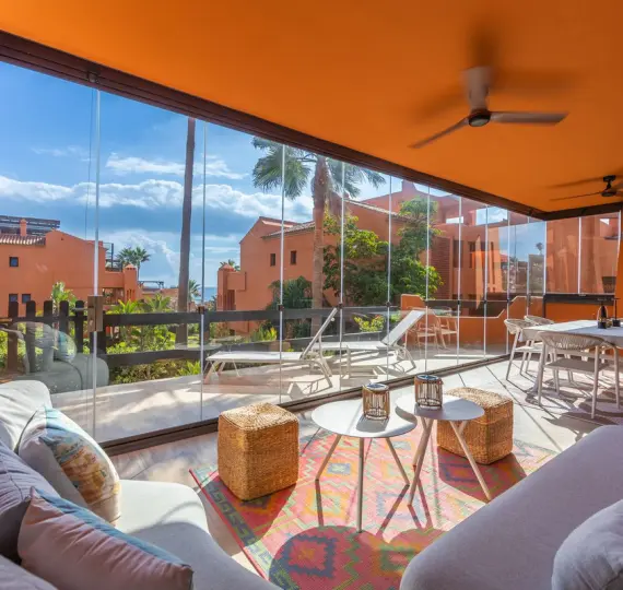 Venta de apartamento en planta baja en Estepona