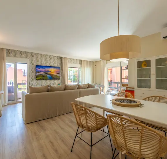 Venta de apartamento en planta baja en Estepona