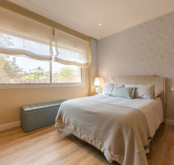 Venta de apartamento en planta baja en Estepona