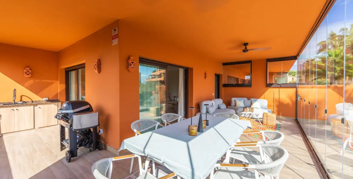 Продажа апартаментов на первом этаже в Estepona 11