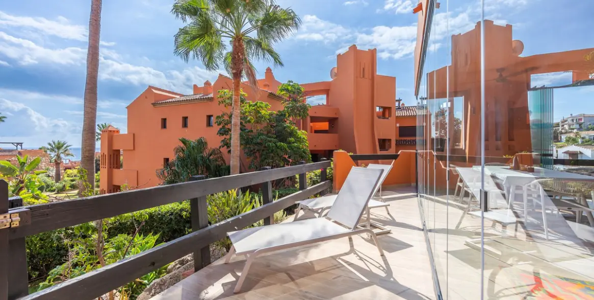 Продажа апартаментов на первом этаже в Estepona 20