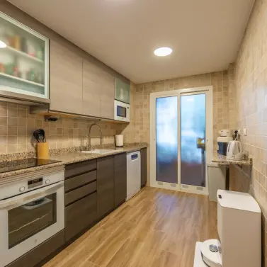 Продажа апартаментов на первом этаже в Estepona