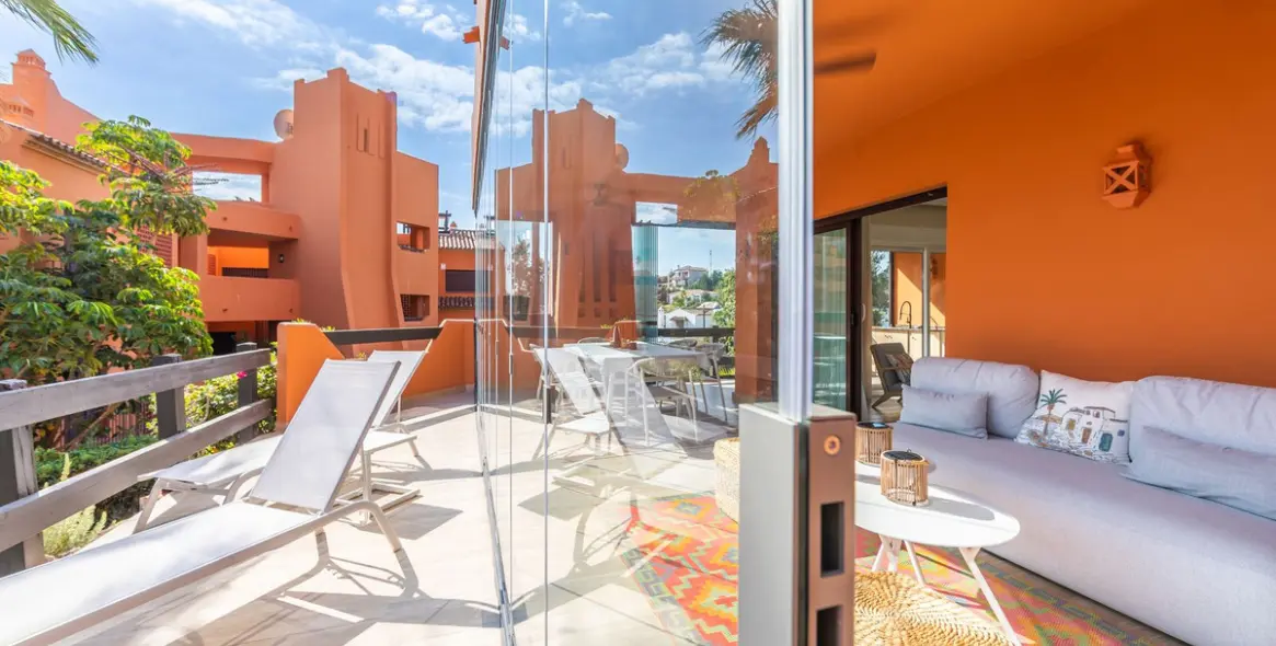 Продажа апартаментов на первом этаже в Estepona 16