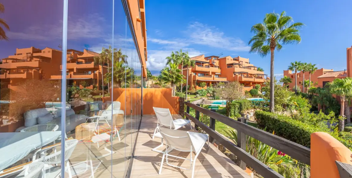 Продажа апартаментов на первом этаже в Estepona 22