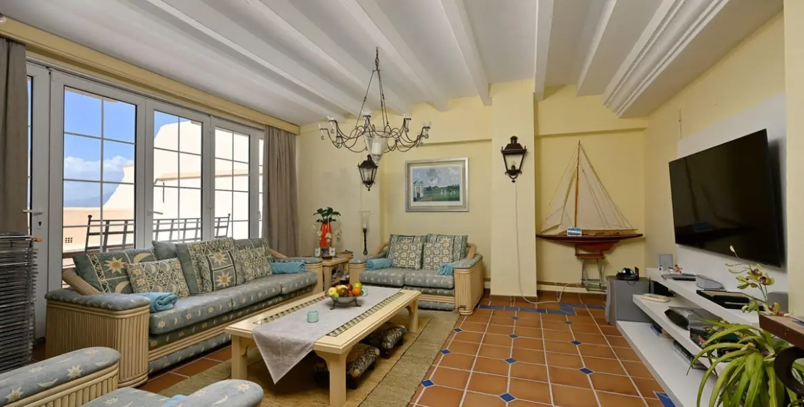 Продажа двухуровневых апартаментов в Alhaurín el Grande 13