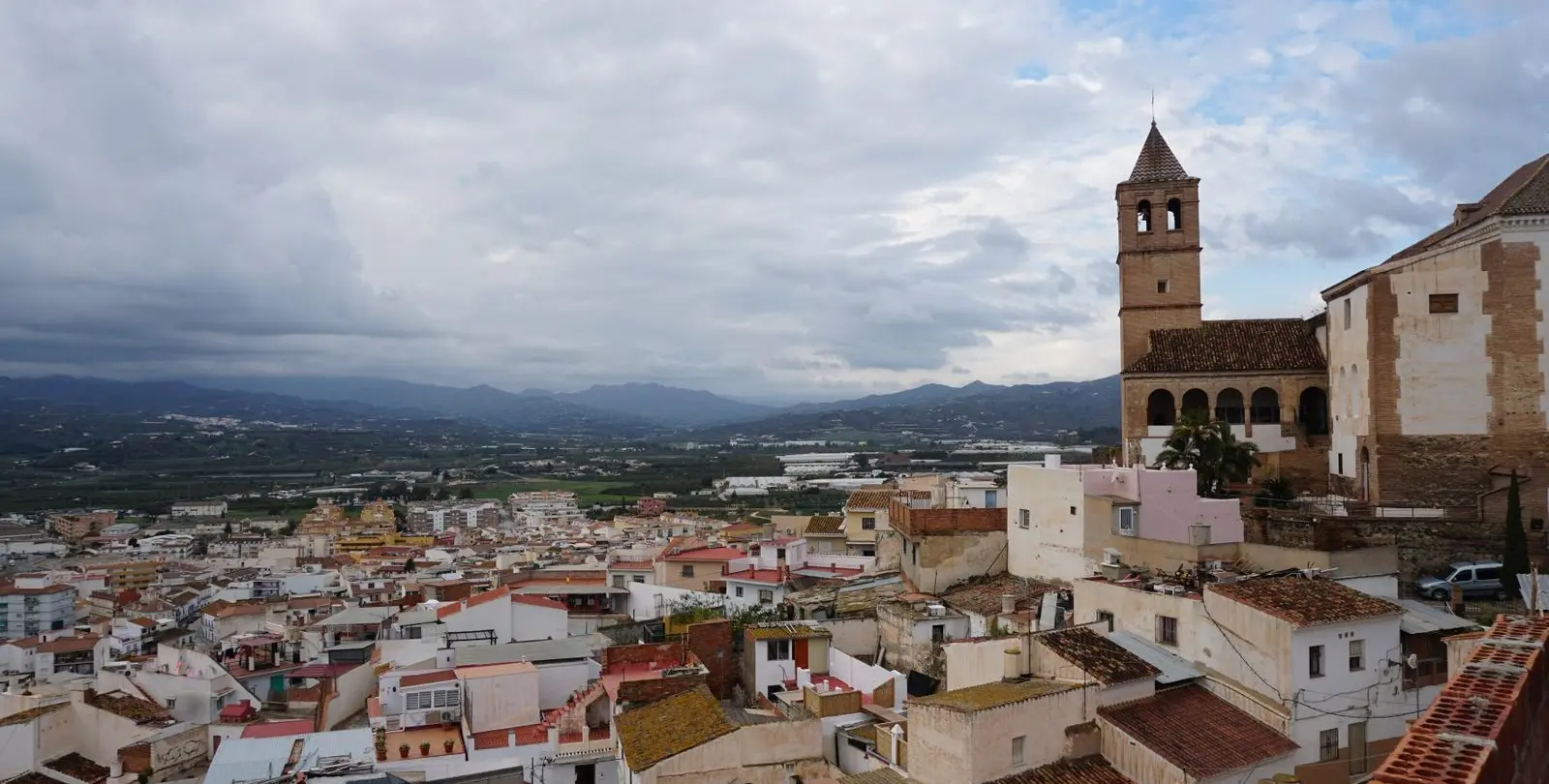 Продажа апартаментов на среднем этаже в Vélez-Málaga 2