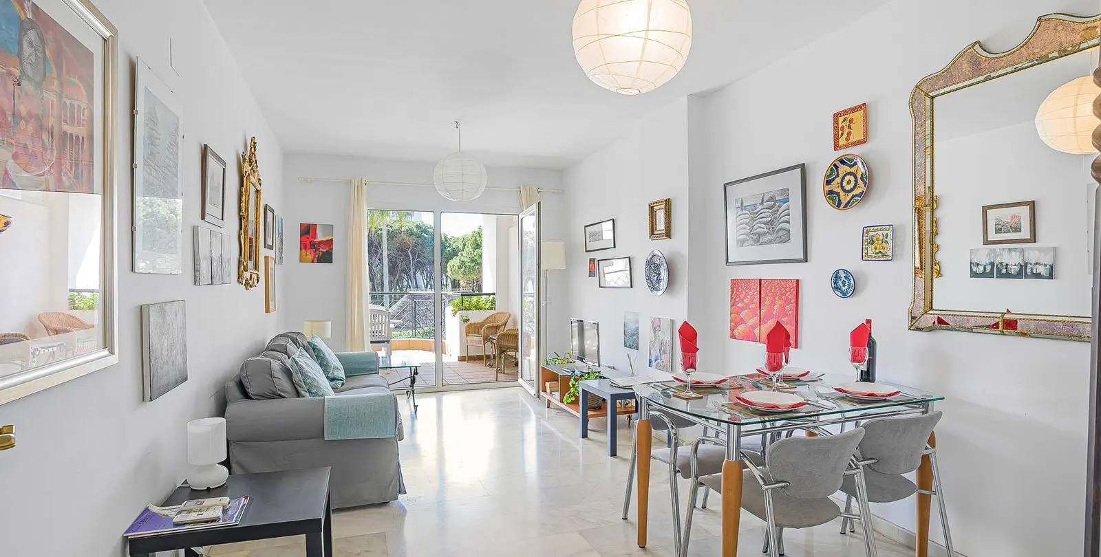 Venta de apartamento en planta media en Calahonda 7