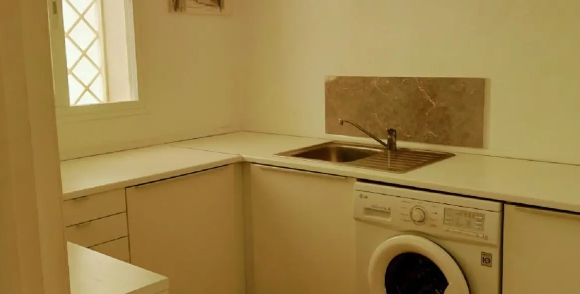 Venta de apartamento en planta baja en Guadalmina Alta 13