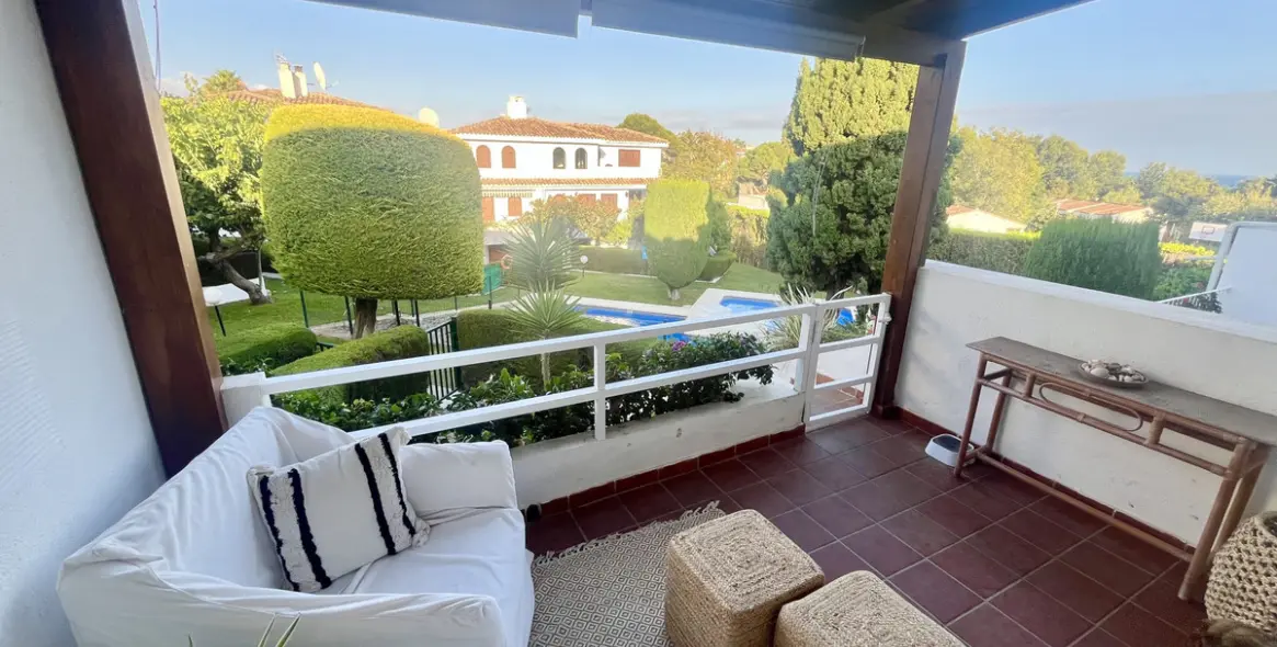 Sale of townhouse in Costalita 6