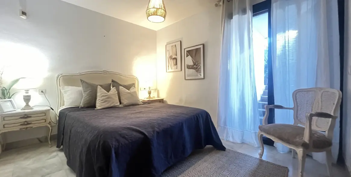 Sale of townhouse in Costalita 9