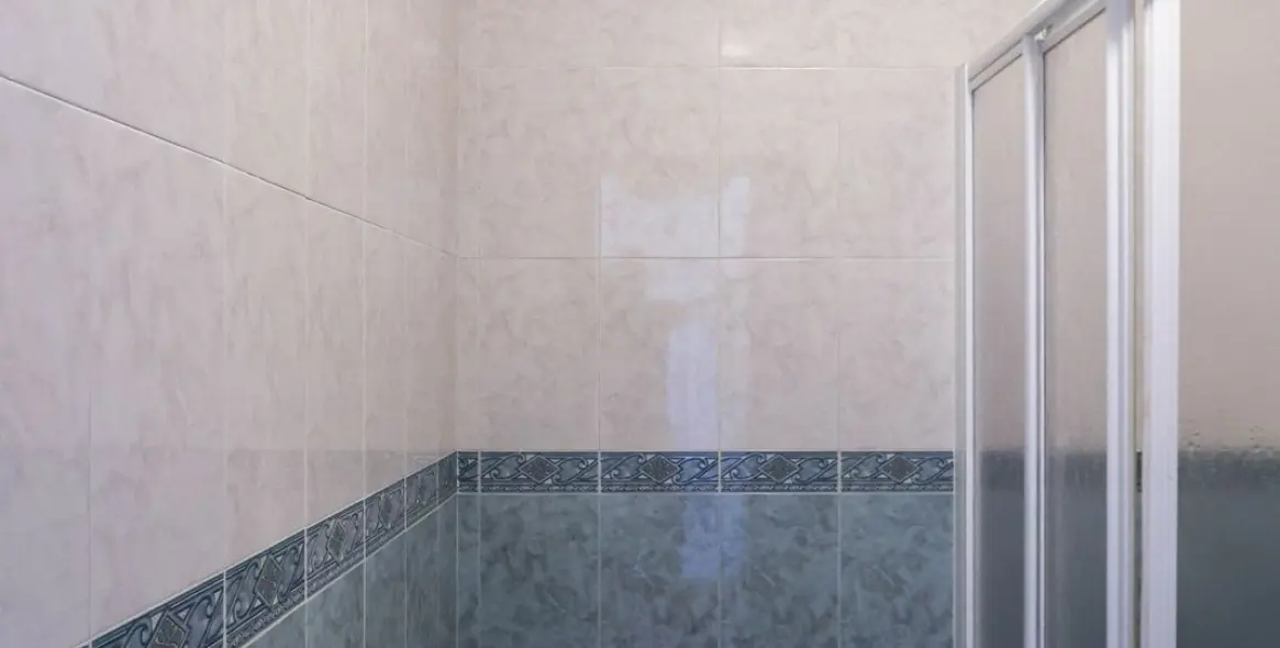 Sale of detached villa in Guaro 31