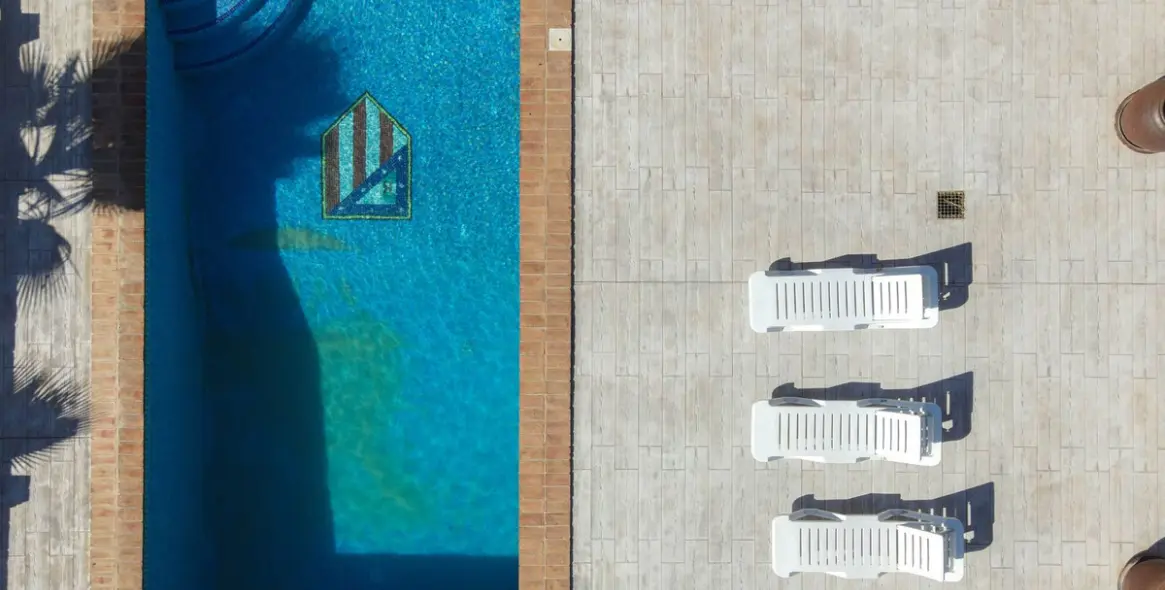 Sale of detached villa in Guaro 44