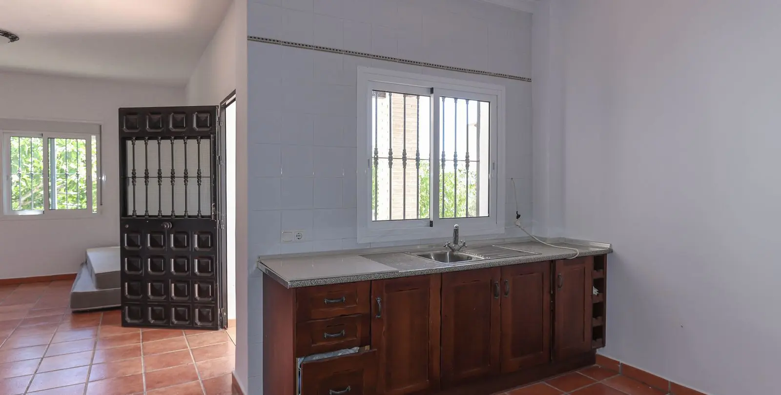 Venta de villa independiente en Guaro 29