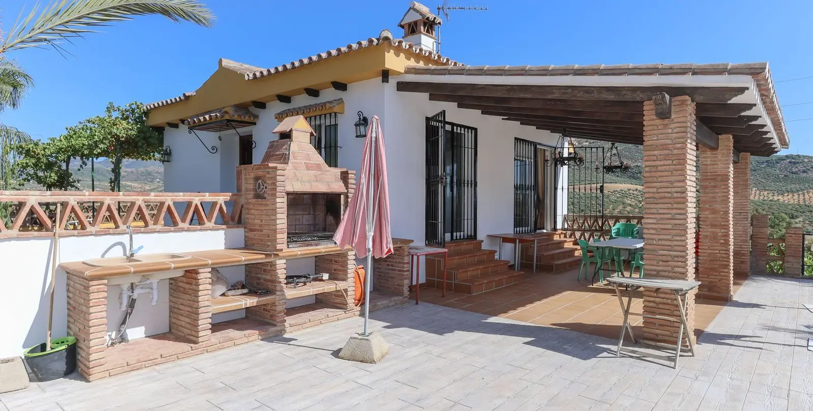 Venta de villa independiente en Guaro 32