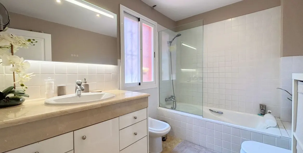 Продажа таунхауса в Estepona 21