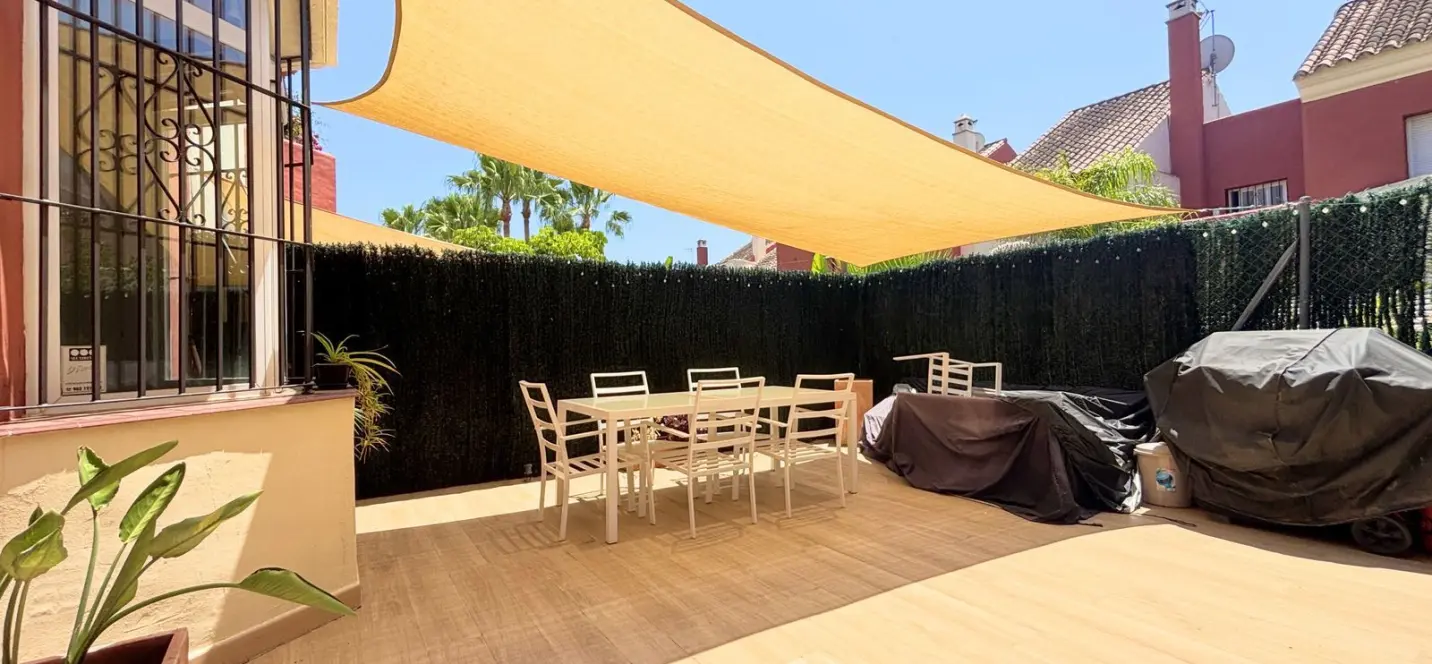 Venta de adosado en Estepona 1