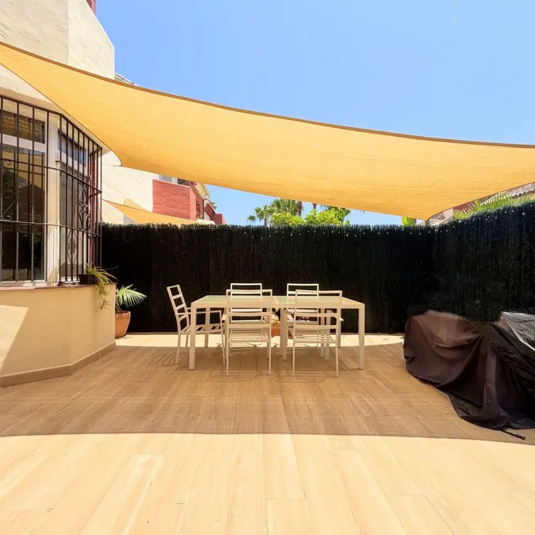 Venta de adosado en Estepona