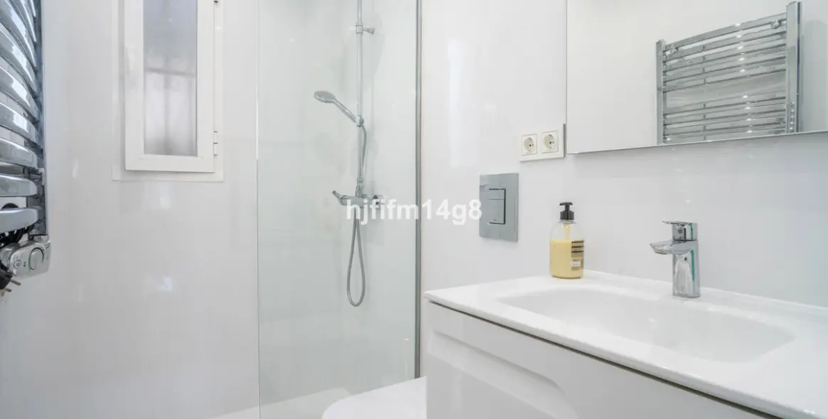 Sale of ground floor apartment in Nueva Andalucía 16