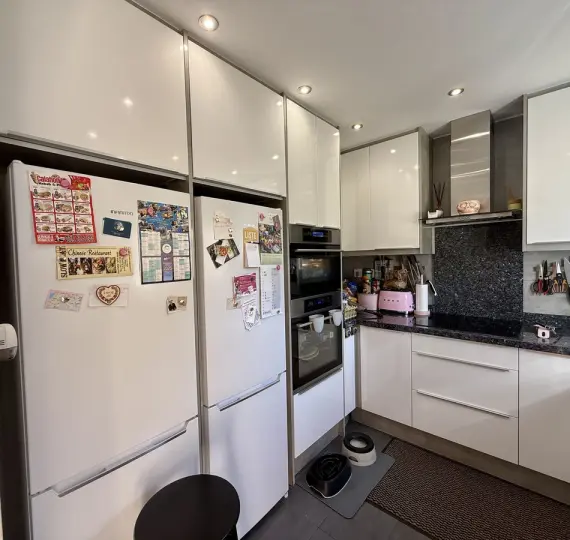 Sale of penthouse in Calahonda